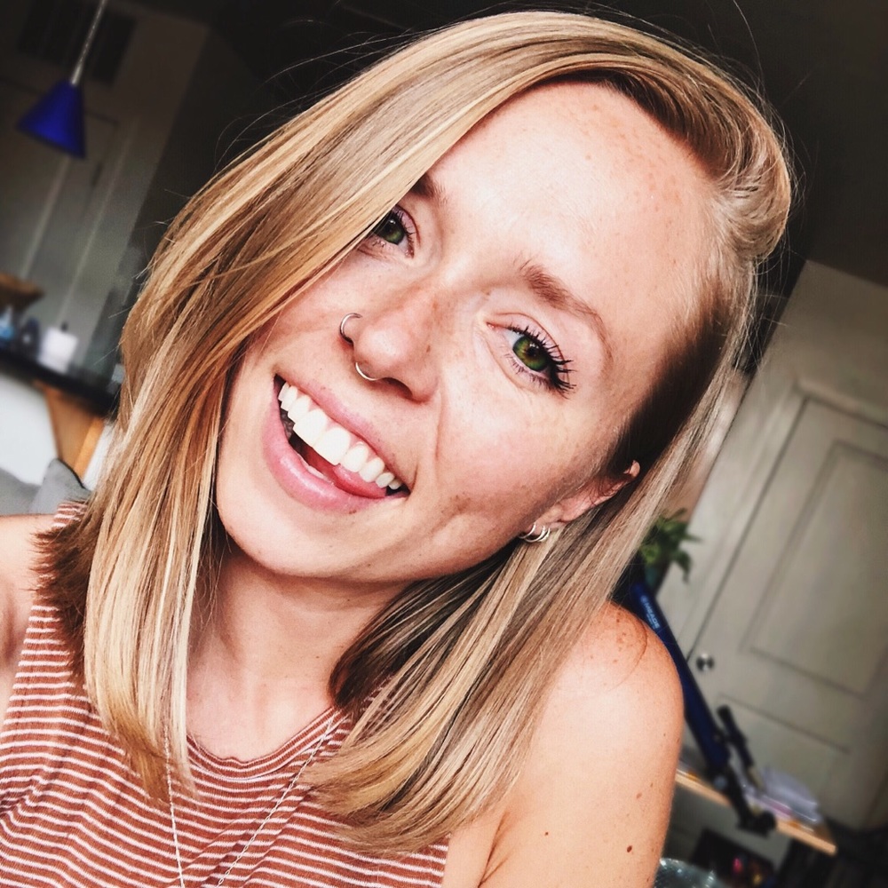 Meet your Posher, Stephanie